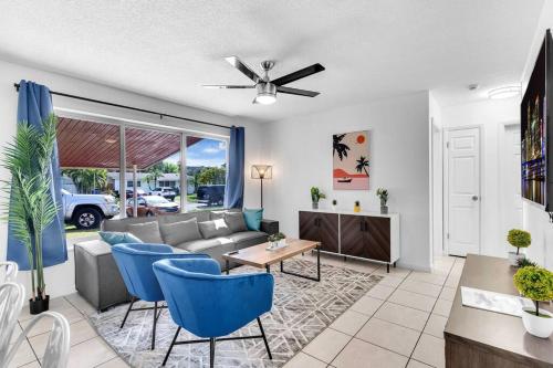 Cheerful 4 Bedrooms house with Pool and Game Room in Pembroke Pines