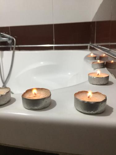 מקלחת, private room chambre privée (private room chambre privee) in קניטרה