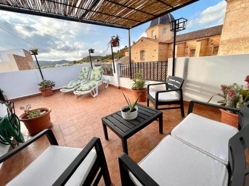 Létesítmények, Mountain Retreat with stunning terrace views in Pedralba