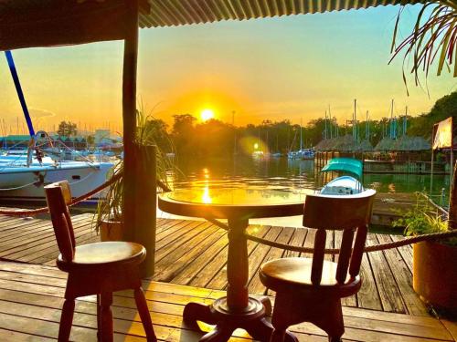 Mar Marine Yacht Club in Río Dulce