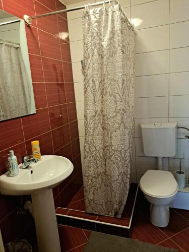 Apartments Thea - image 2