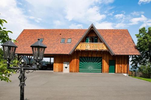 Chalet-Südsteiermark - exquisit & gemütlich (Chalet-Sudsteiermark - traumhafte Aussicht, Infinity Pool, Privatsphare, Klima und de-luxe Ausstattu) in Schwanberg