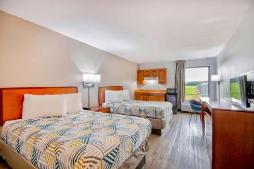 2 double beds