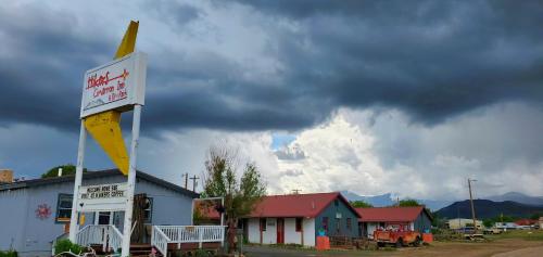 Hikers Cimarron Inn & RV Park