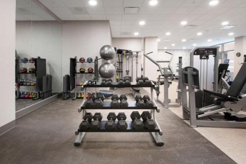 Residence Inn by Marriott St Louis Clayton - image 2