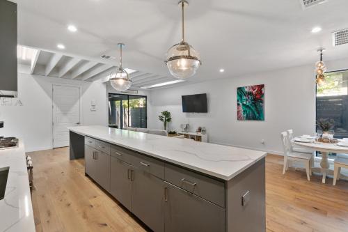EastVillage Signature Villas by Dunyha in Dallas, USA