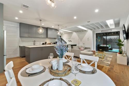 EastVillage Signature Villas by Dunyha - 편의 시설/서비스