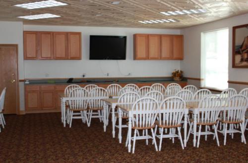 Juneau Hotel - image 2