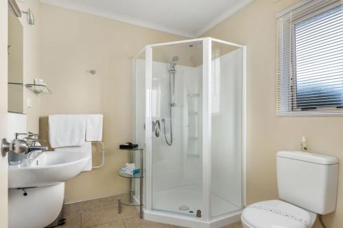 BK's Chardonnay Motor Lodge - Accommodation - Masterton