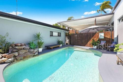 5 Bed Mooloolaba Getaway