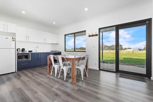 . Glenowrie Cottage - 2 Queen Beds - Near Cadia
