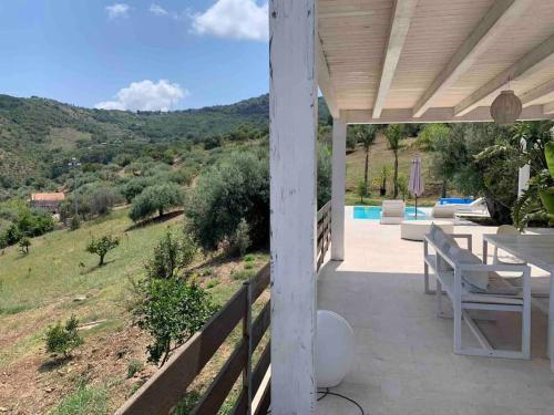 Villa Sicily, gorgeous villas with Private Pool, near Cefalu'