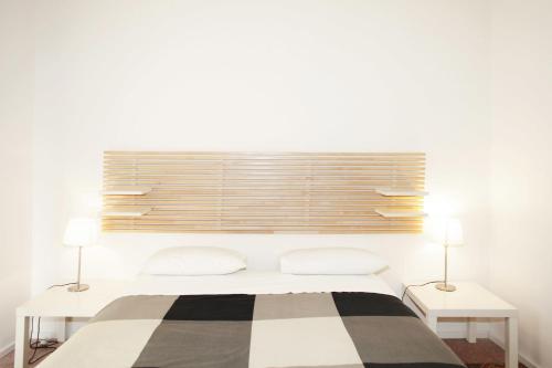 Double or Twin Room with Balcony image 10