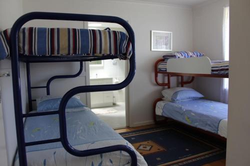 Three-Bedroom House image 4