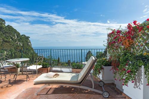 ทัศนียภาพ, โรงแรมเดลลา พิคโคลา มาริน่า (Hotel Della Piccola Marina) in คาปรี