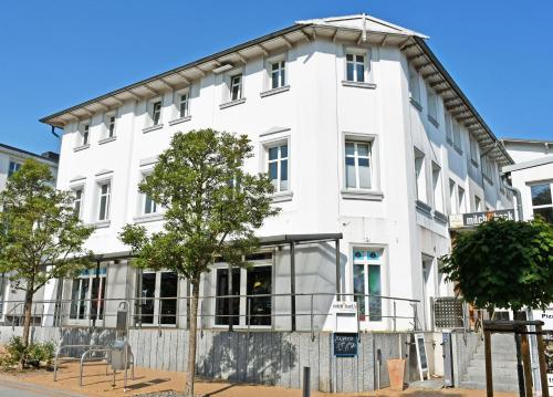 Appartementhaus mit Balkon 300 m bis zum Strand HSr