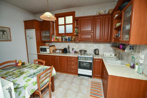 Villa Koliri in พีร์กอส