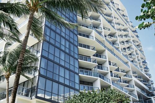 W South Beach