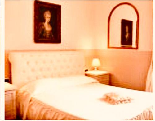 Charme Holidays Colosseum, Рим (фото 10)