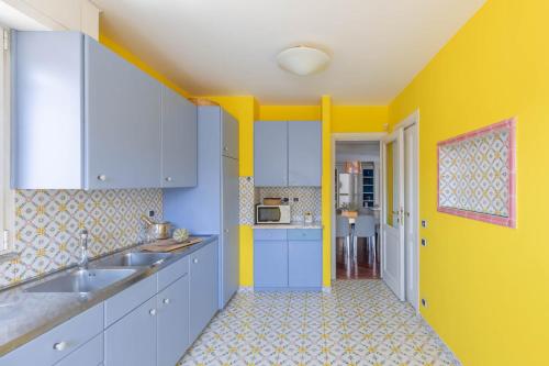 Margutta Colors on Canvas Apartment - image 9