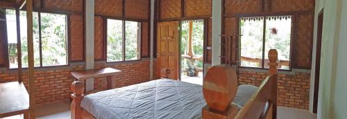 Hutan Subur Guest House and Volunteering