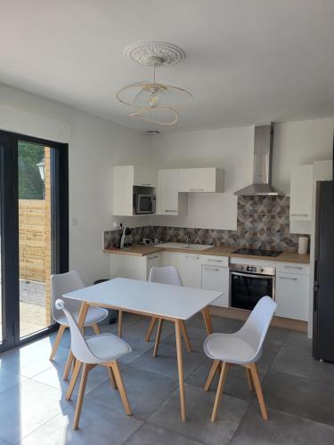 GITE 4-6 Personnes proche gare TGV Haute Picardie gîte à louer Berny-en-Santerre