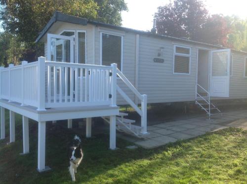 Entrada, Rockley Park Private Holiday Homes in Poole