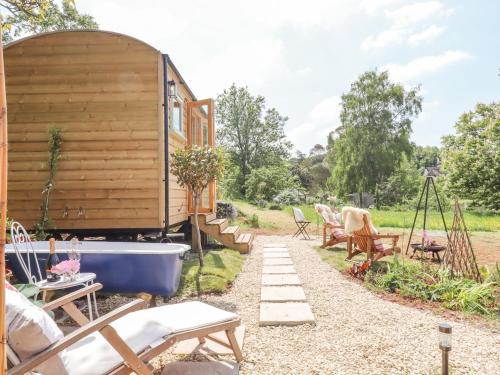 Coombe Valley Shepherd's Hut