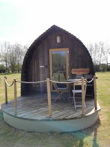 Wall Eden Farm - Luxury Log Cabins and Glamping