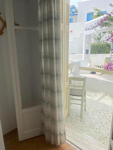 Korali Hotel – Antiparos, UT