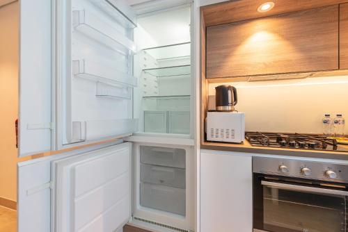 Marco Polo - Studio with Marina View, Huge Balcony in Marina