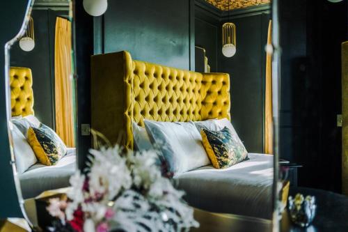 The Windsor Tapestries Retreat - Sleeps up to 9, Hot Tub, Free Parking, Dog Friendly, Windsor (foto 8)