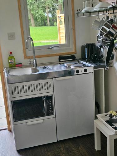 GlamNess Luxury Shipping Containers: Adults Only in Culduthel