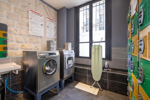 Le Regent Montmartre by Hiphophostels - image 4