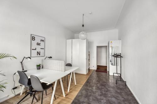 Hotel 1A Apartment Berlin near Mauerpark Flea Market