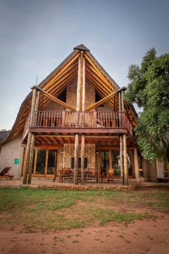 23 Zebula - 4 Bedroom 14 Sleeper Home, Mabula (foto 7)