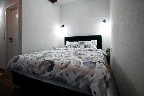 Apartment image 10