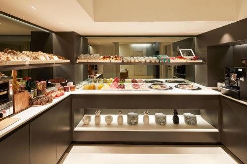 Food and beverages, Hotel Denit Barcelona in El Gòtic