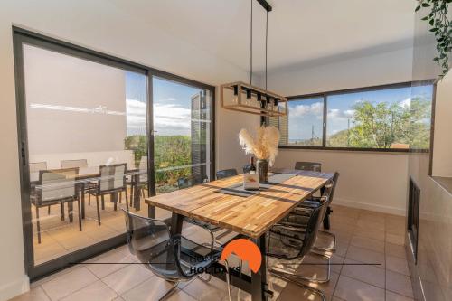 #111 Ocean View by Home Holidays