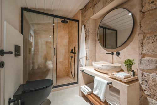 6 ROOMS By ZULA, Side (Foto 3)