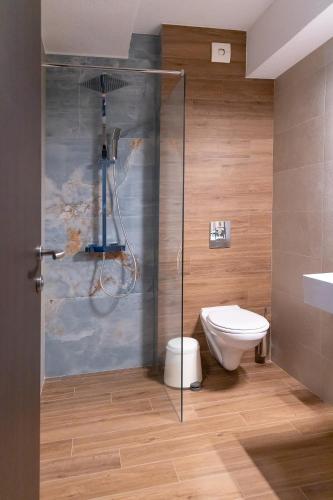 Ema Hotel - image 14