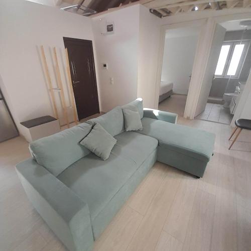 ELLI'S HOUSE ELLI'S HOUSE