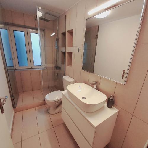 ELLI'S HOUSE ELLI'S HOUSE