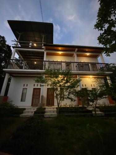Bara Village Guest House Bira in Tanete