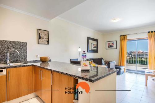 #107 1BR Ocean View Pool & Relax Area 5
