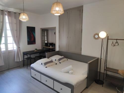 *LES STUDIOS L'AMANDINE* - Apartment - Périgueux