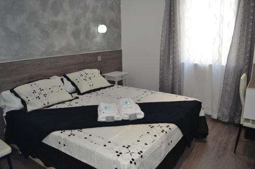 Hostal Meyra - image 5