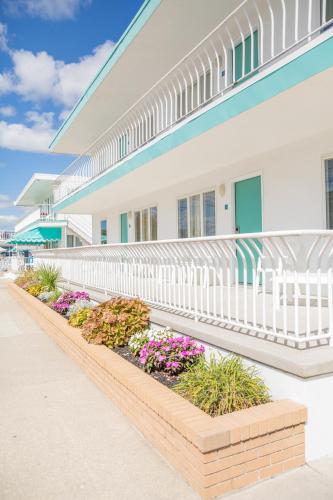 Biscayne Family Resort