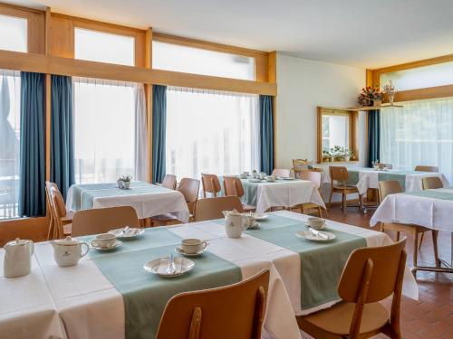 Banketu zāle, Hôtel historique Chez Elsy - Crans-Sapins (Hotel historique Chez Elsy - Crans-Sapins) in Icogne