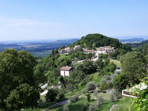  Holiday Home Casa Susanne by Interhome in Spiazzi Di Caprino